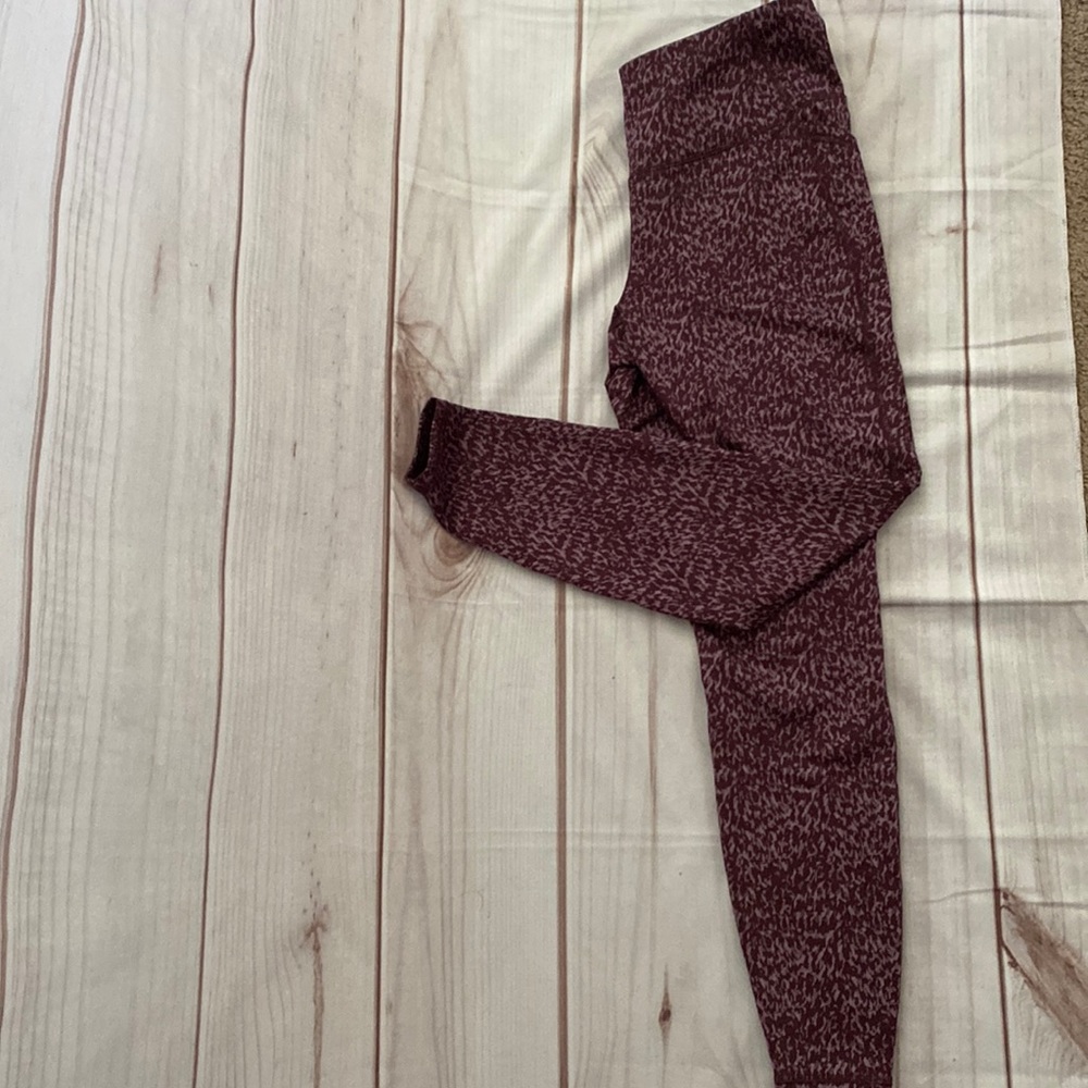 All in motion leggings size small